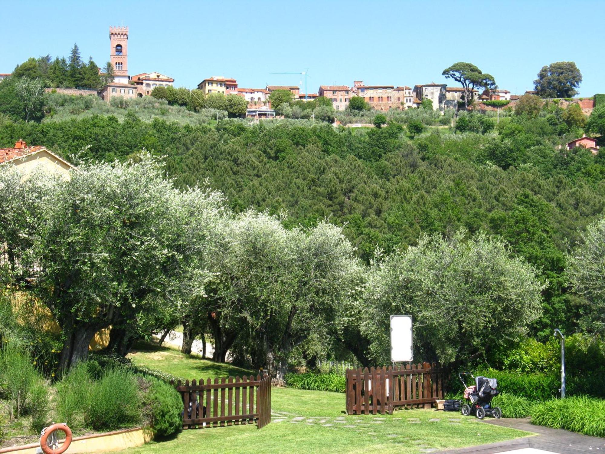 La Torre Wine Resort Montecarlo Exteriör bild